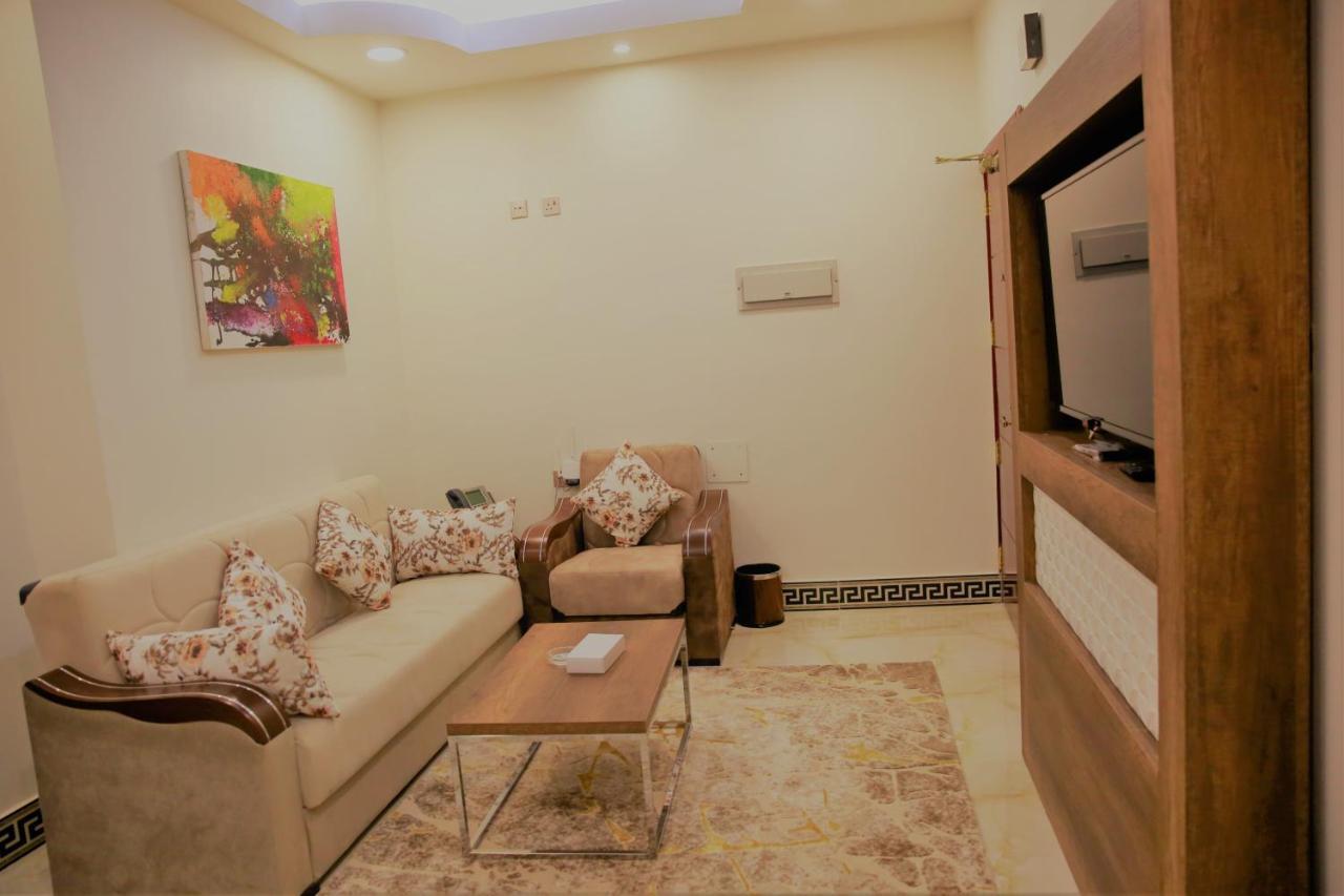 Al Deafah Hotel Apartment الضيافة للشقق الفندقية Al Buraimi Ngoại thất bức ảnh